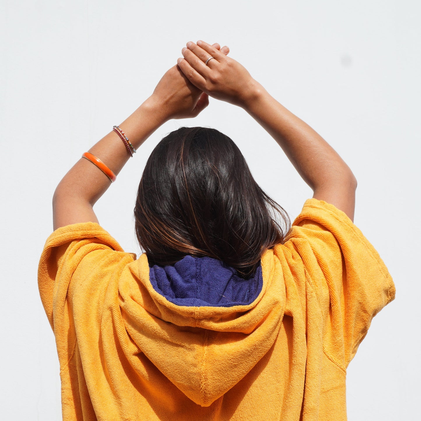 Poncho Camden Bronce