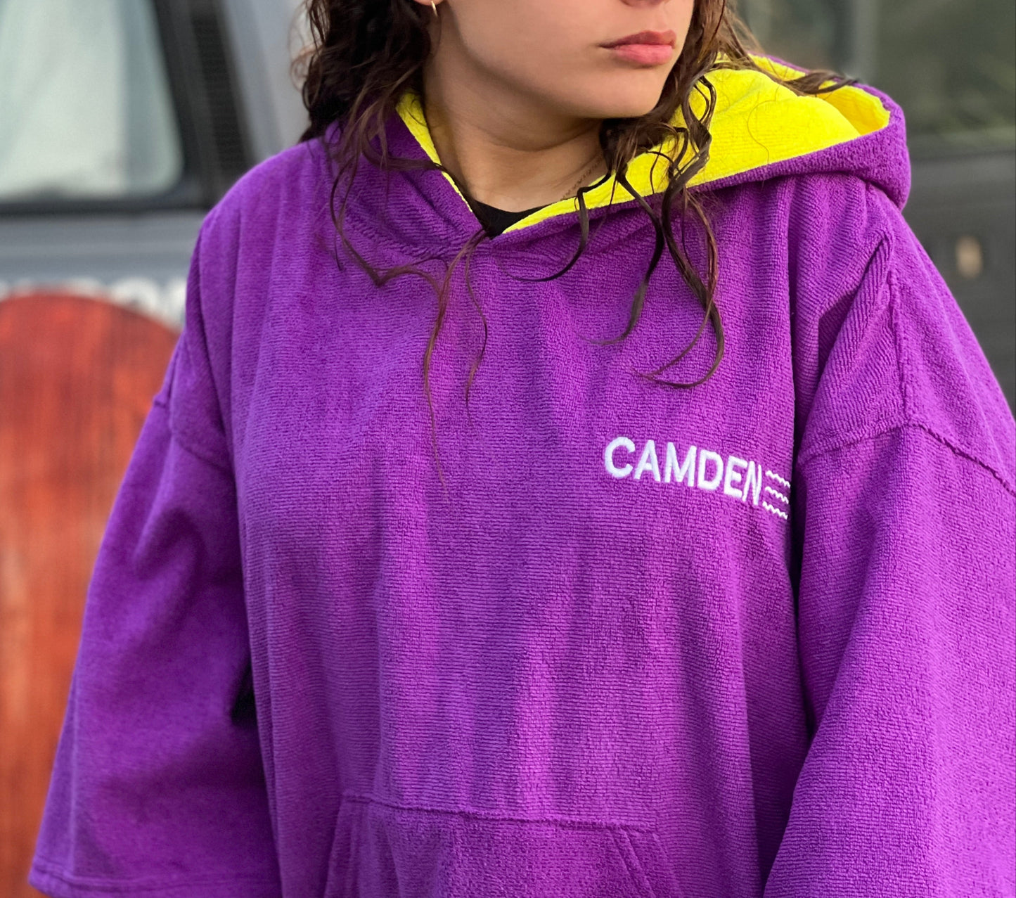 Poncho Camden Niños Morado con capucha Turquesa