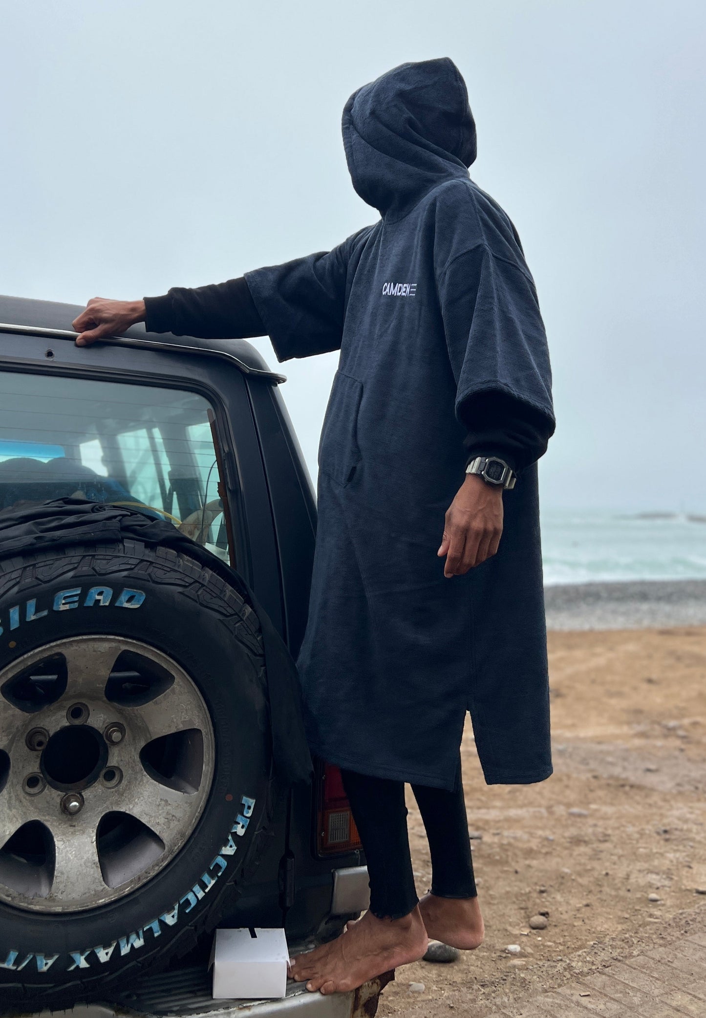 Poncho Camden Negro