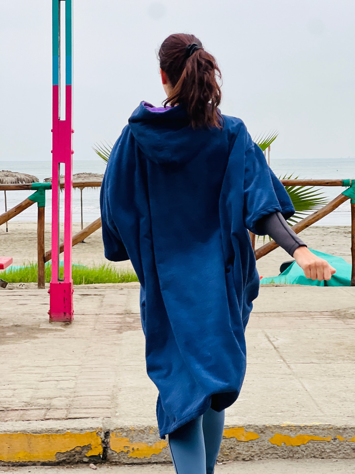 Poncho Camden Azul Marino - Lila