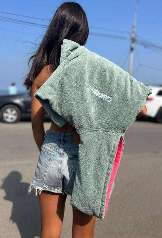 Poncho Camden Verde Olivo - Rosado Coral