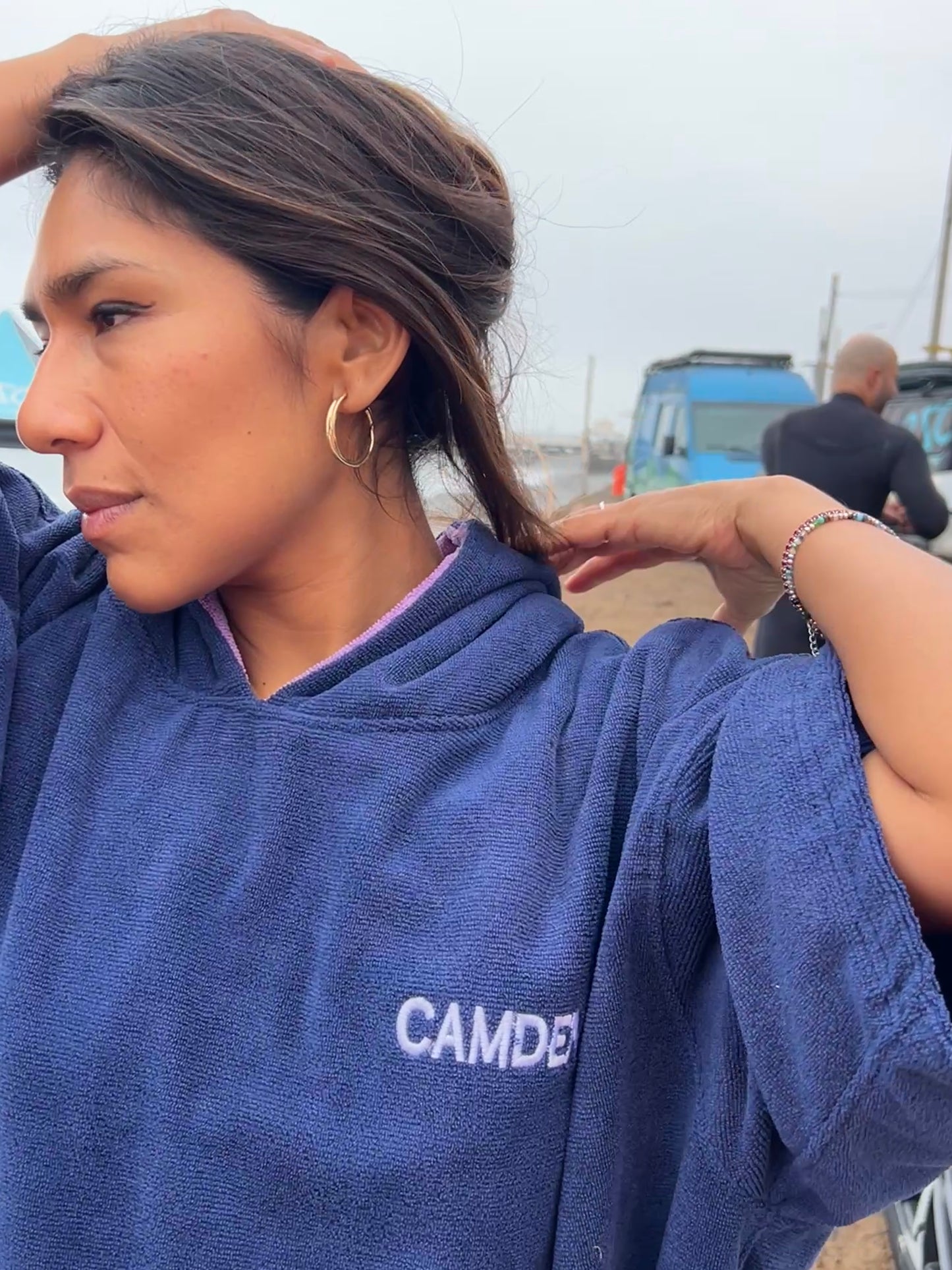 Poncho Camden Azul Marino - Lila