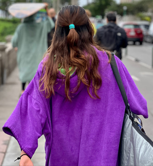 Poncho Camden Niños Morado con capucha Turquesa