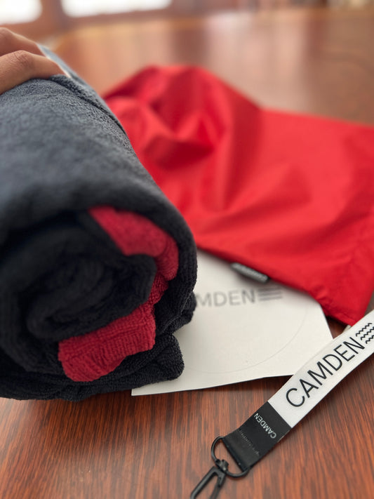 Poncho Camden Negro - Rojo Vino