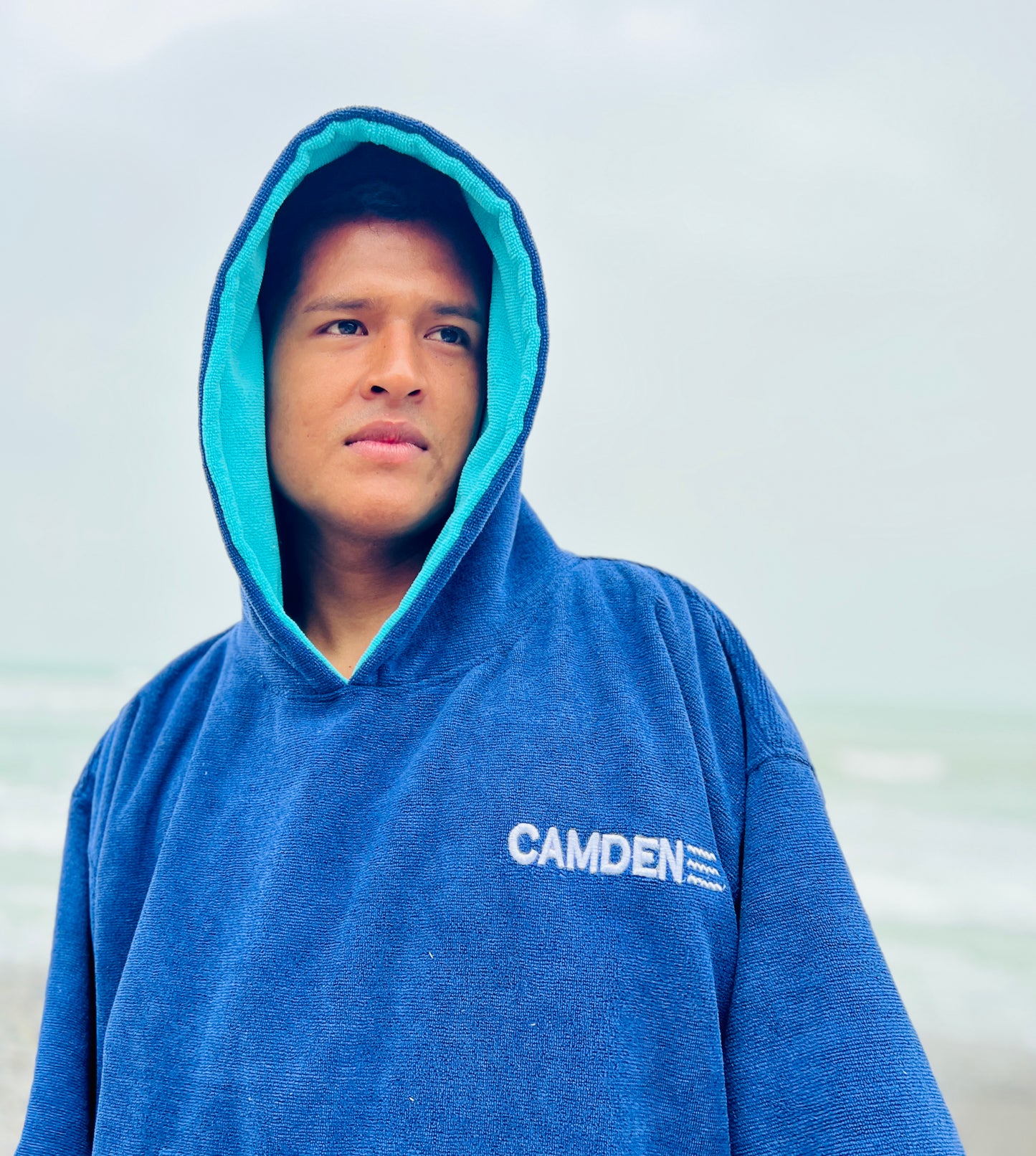 Poncho Camden Azul Marino - Turqueza